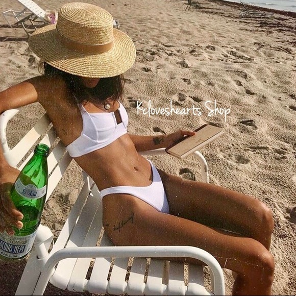 Sold out - Picture 2 of 7